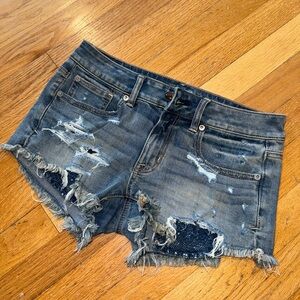 NEVER WORN American Eagle shortie Jean distressed short shorts